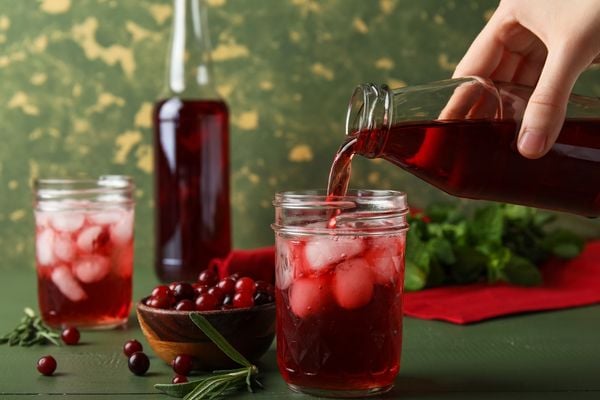 Cranberry suyu, kızılcık suyu