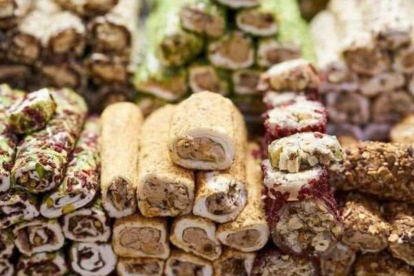 Lokum Tarifi ve Malzemeleri Nelerdir?
