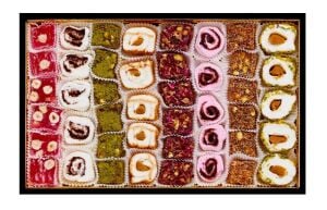 Karışık Hediyelik Mermer Desenli Kutuda Lokum 1350gr